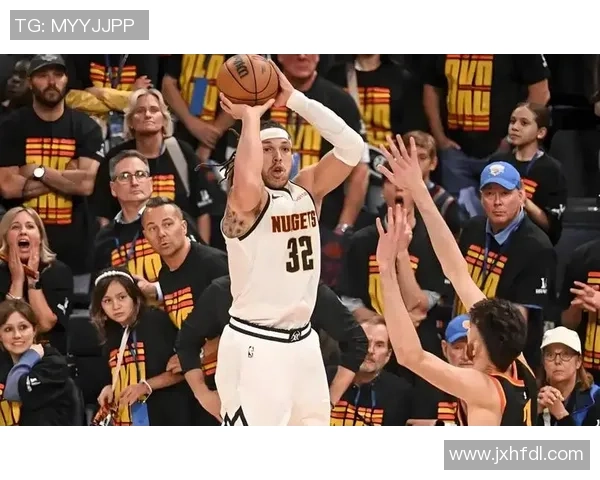 戈登三分球火力全开8中8 创个人生涯单场三分新纪录